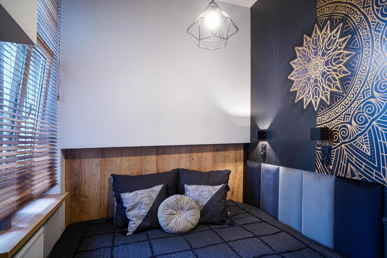 Apartament Z Jacuzzi W Centrum Sanoka Exterior foto